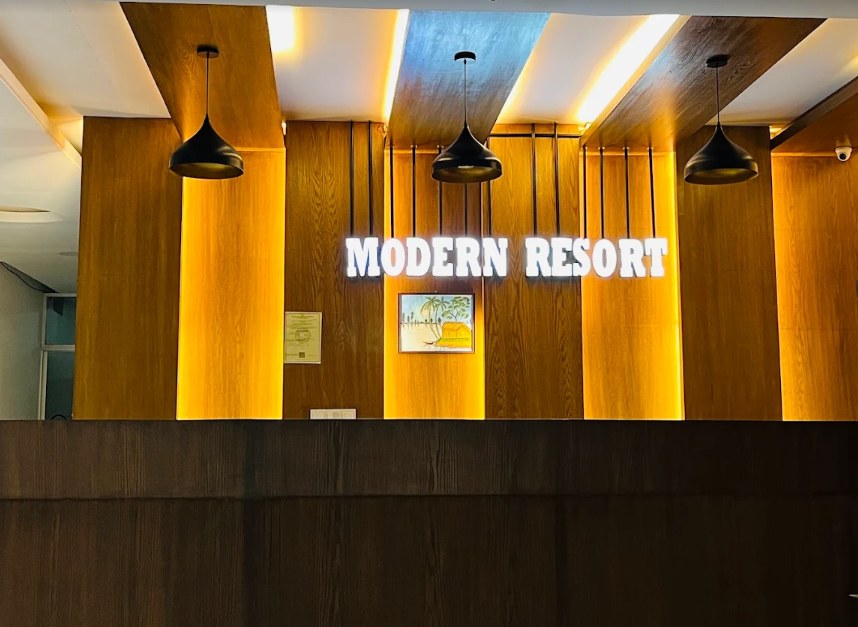 Mordern Ressort, Ostad Jahangir Rd ,Cox's Bazar