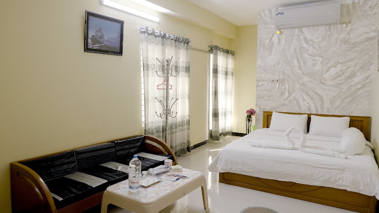 Rain View Resort, Sea Beach Road